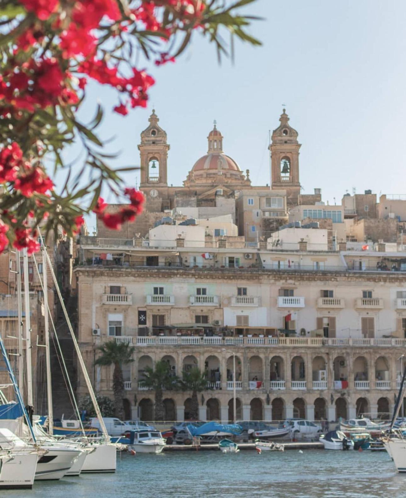 Arcanum Apartment 1 Very Close To Seafront Bus Station And Ferry To Valletta Senglea Exteriér fotografie